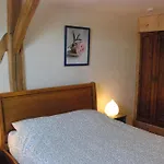 De Chez Jean Sur Deux étages Hébergement de vacances Bourseigne-Vieille