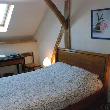 De Chez Jean Sur Deux Etages * Bourseigne-Vieille