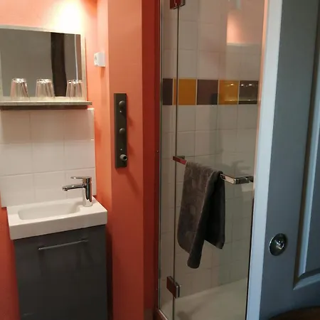 De Chez Jean Sur Deux Etages * Bourseigne-Vieille