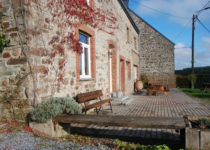 De Chez Jean Sur Deux Etages Bourseigne-Vieille