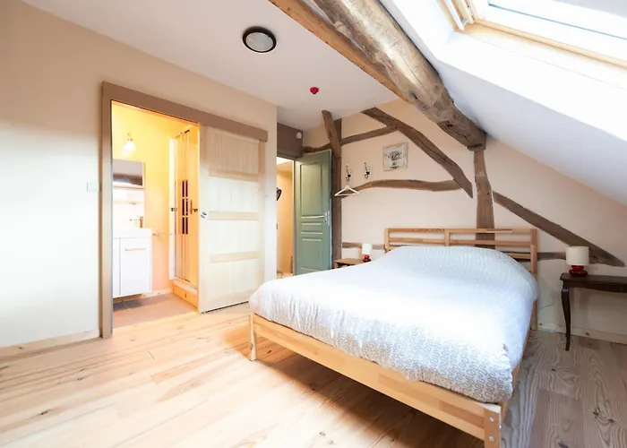 De Chez Jean Sur Deux Etages Holiday home *