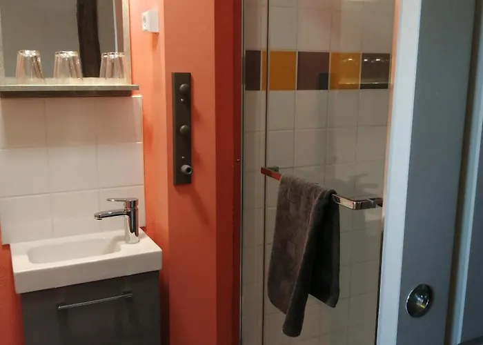 De Chez Jean Sur Deux Etages * Bourseigne-Vieille